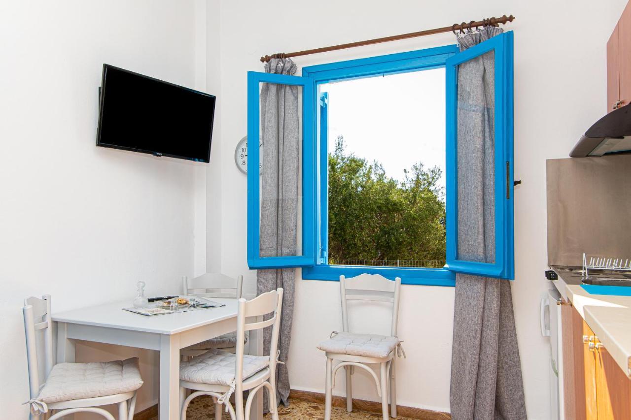 Cretanvibes Apartments ヘルソニソス エクステリア 写真
