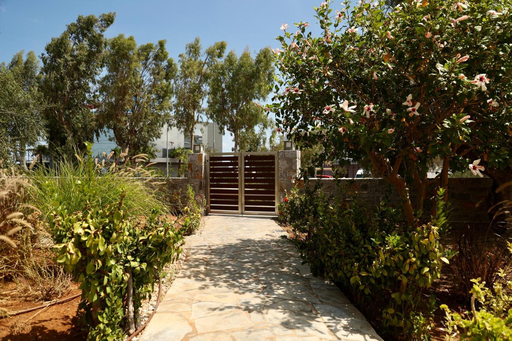 Cretanvibes Apartments ヘルソニソス エクステリア 写真